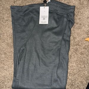 Halara joggers NWT